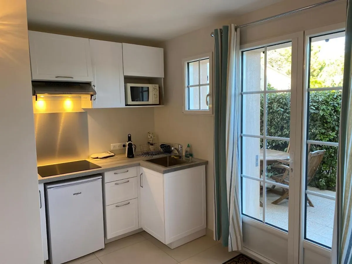 Guest house Chambres D'Hotes Les Amandiers Saint-Tropez