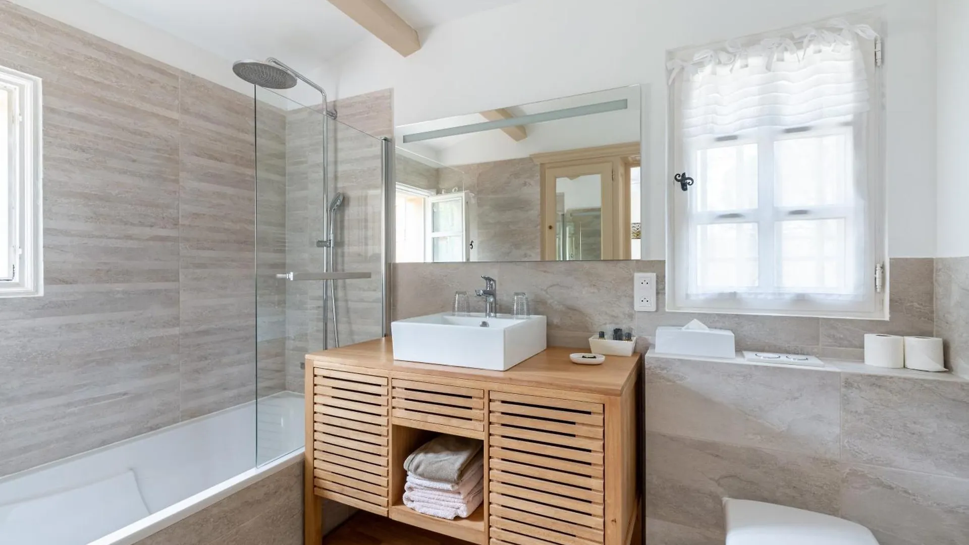 Chambres D'Hotes Les Amandiers Saint-Tropez 0*,